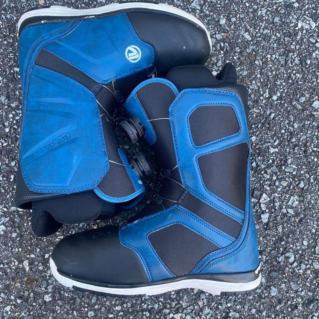 【美品】FLOW AERO COILER スノーボードブーツ　26cm ブルー