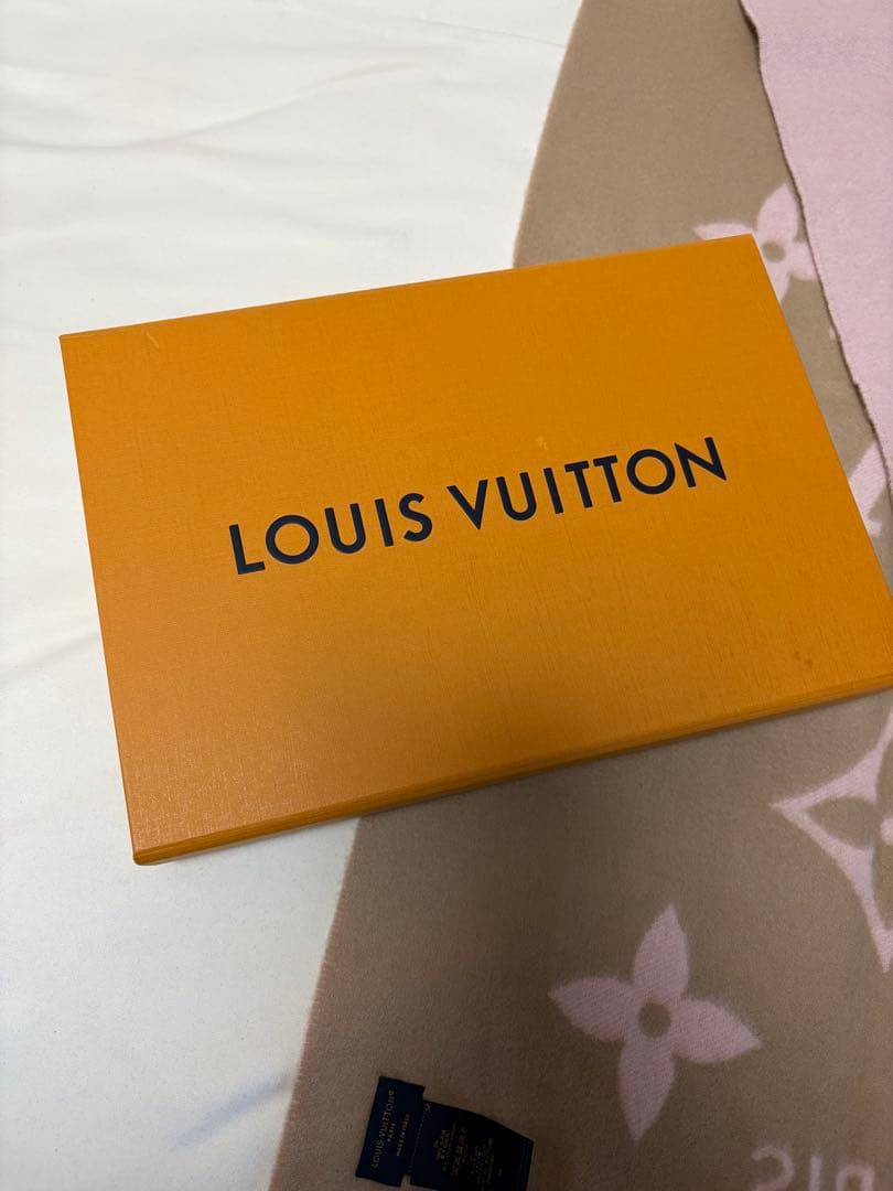 【美品】ルイヴィトン　マフラー・レイキャビック　カシミヤ　ピンク　ベージュ