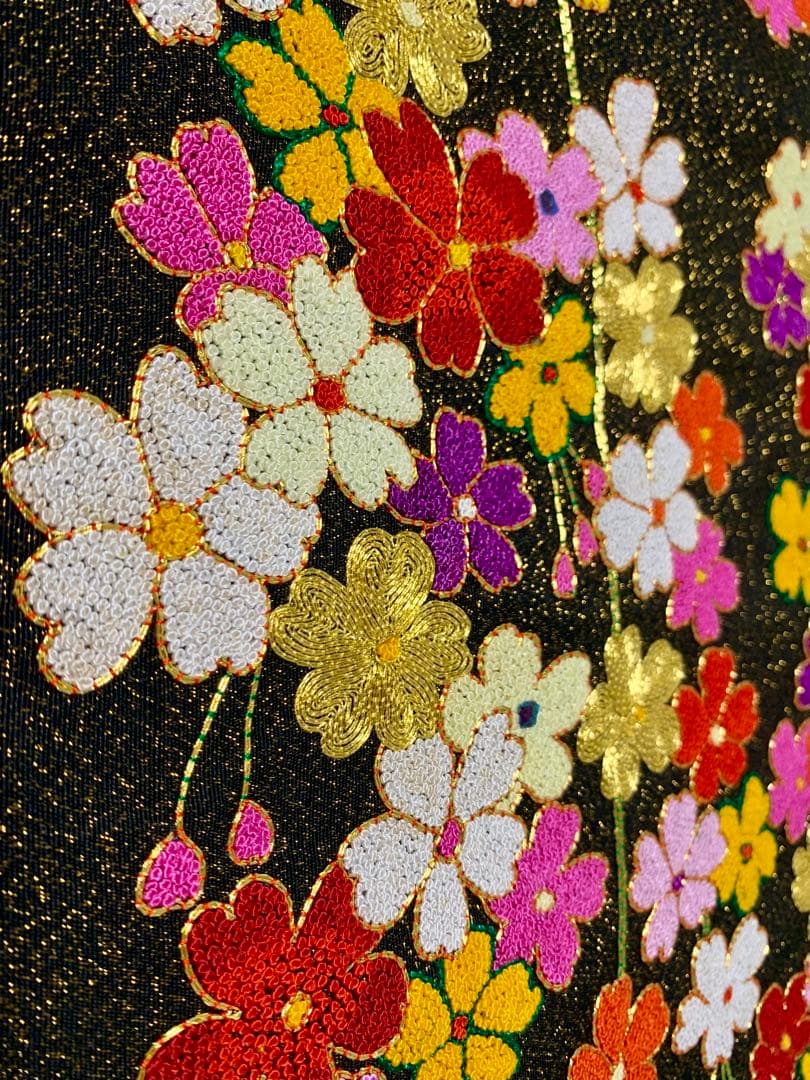 豪華絢爛 総手刺繍　婚礼打ち掛け地