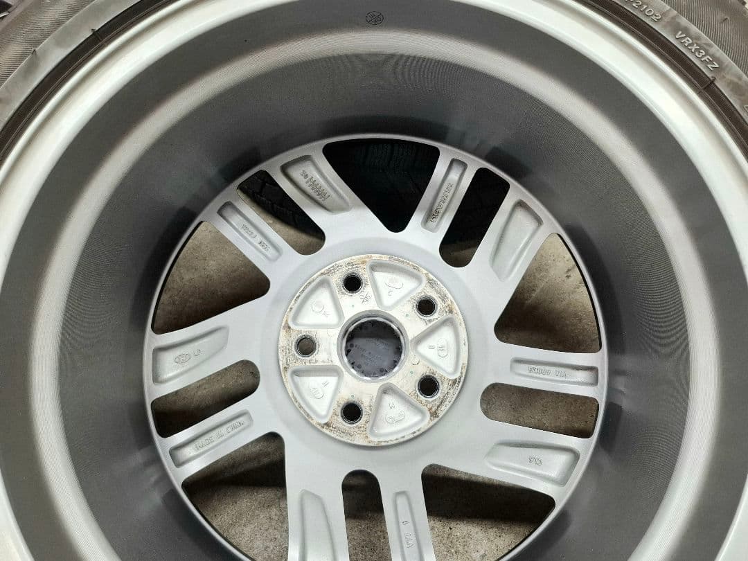 【超極上品】スバル レヴォーグ 純正 ホイールタイヤ 2022年 スタッドレス