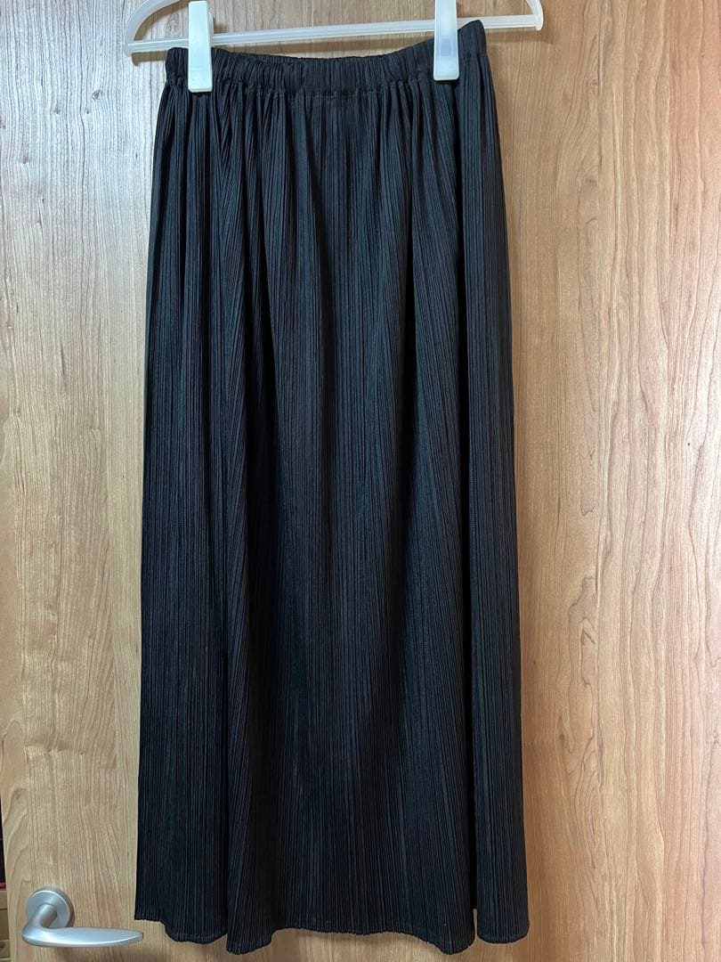 ISSEY MIYAKE ブラックロングスカート