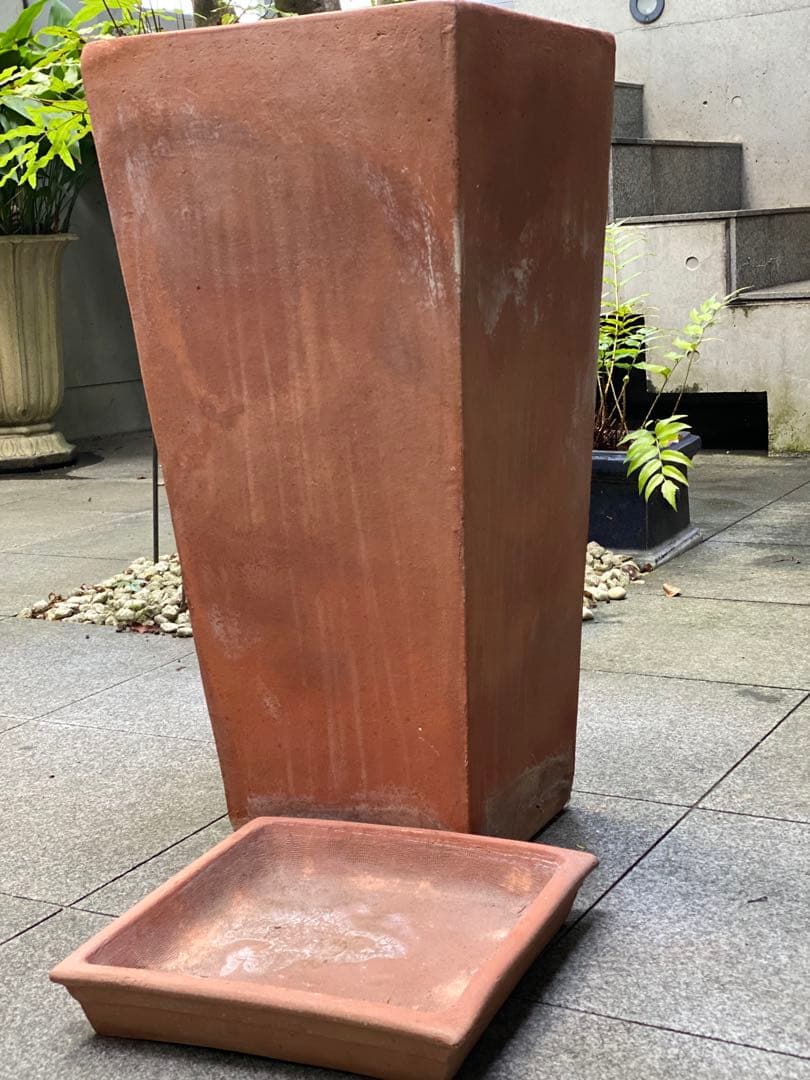 テラコッタ角大型植木鉢　受け皿付き