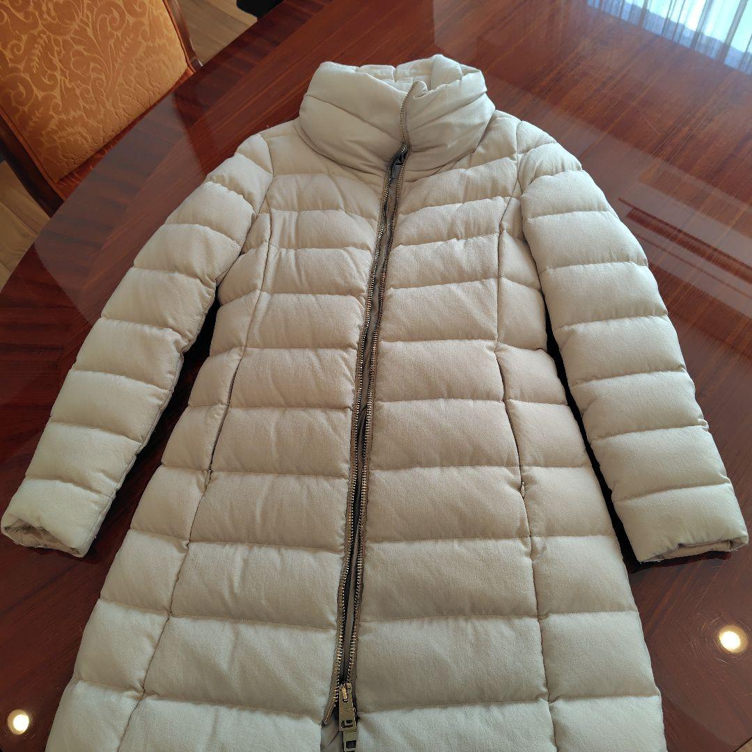 Hernoホワイトダウンロングコート