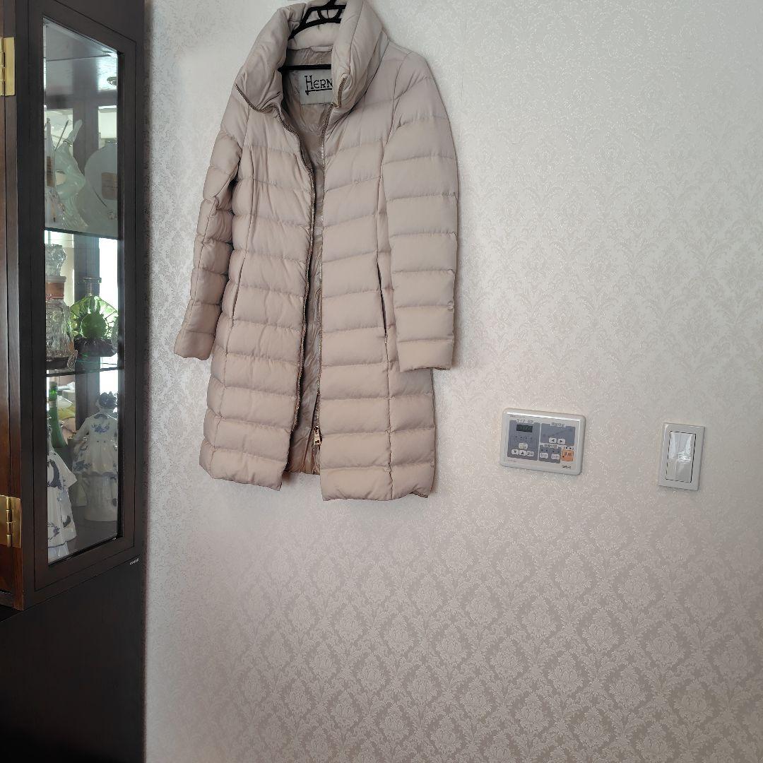 Hernoホワイトダウンロングコート