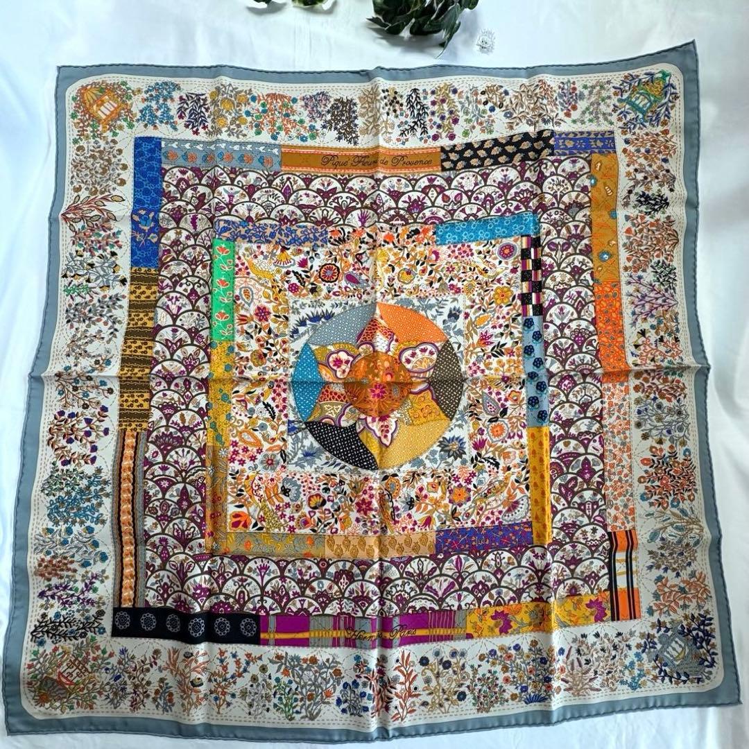 エルメス　カレ９０　プロヴァンスの花刺繍