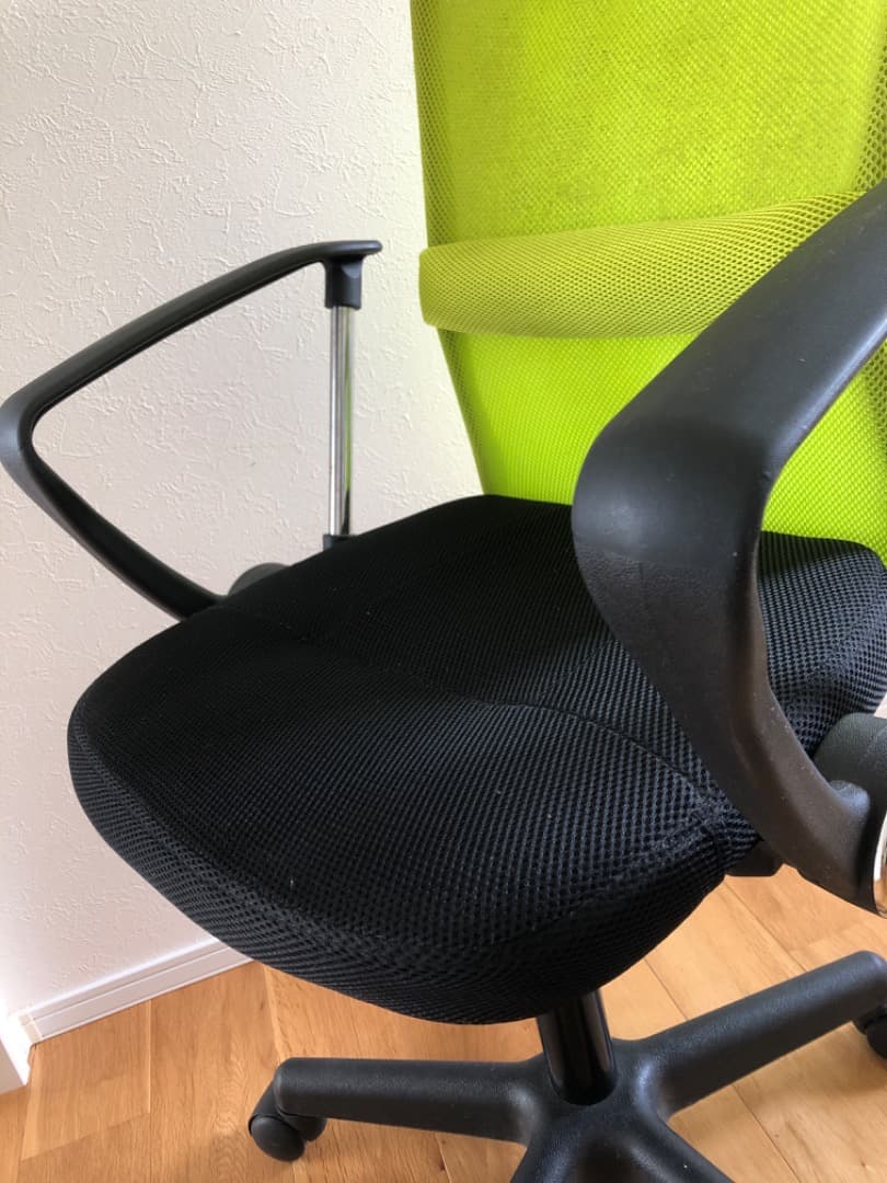 メッシュ　チェア