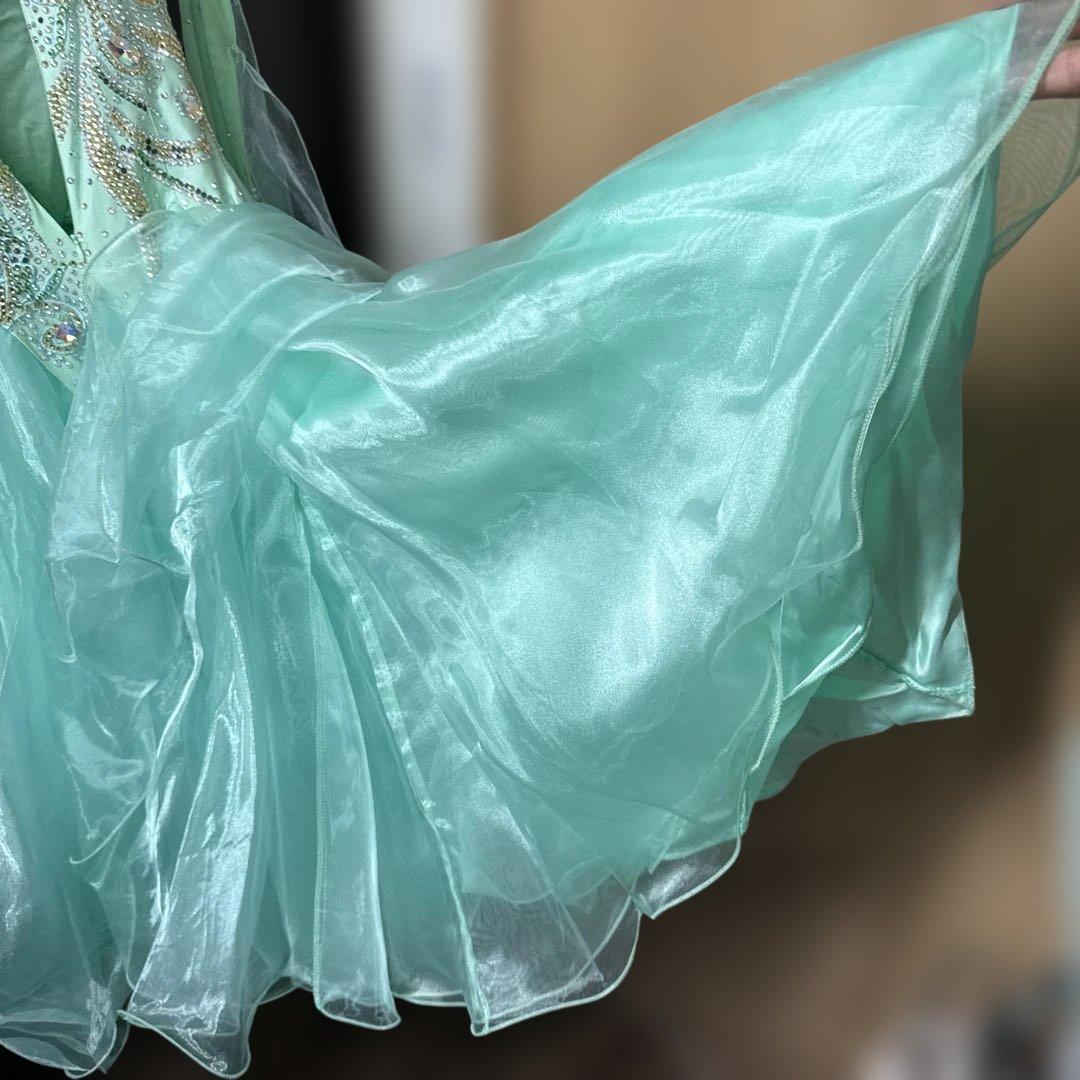 色々あり値下不可です【サイズ不明】　社交ダンス　ドレス　ミントグリーン