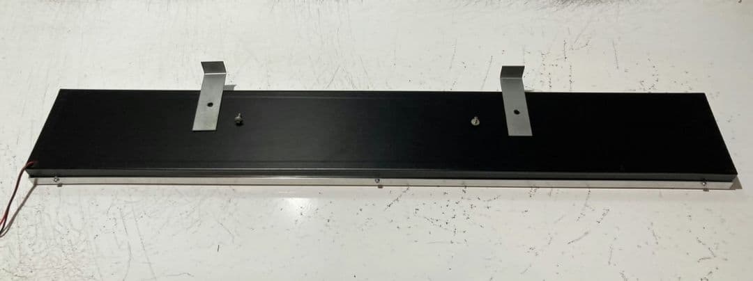 ワンマンアンドン793カーテンレール挟み込み取り付け仕様