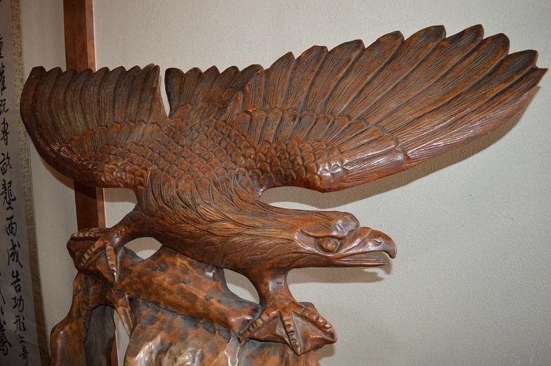 大型木彫り　大きな鷲　木調　彫刻　骨董　古民具