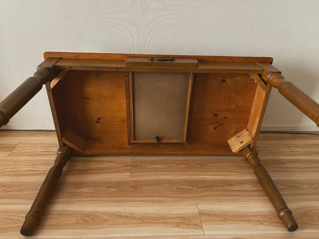 【送料込】アーネ アンティーク調テーブル