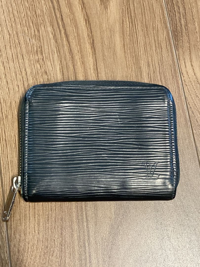 ルイヴィトン エピ ジッピーパース 小銭入れ ミニ財布 黒