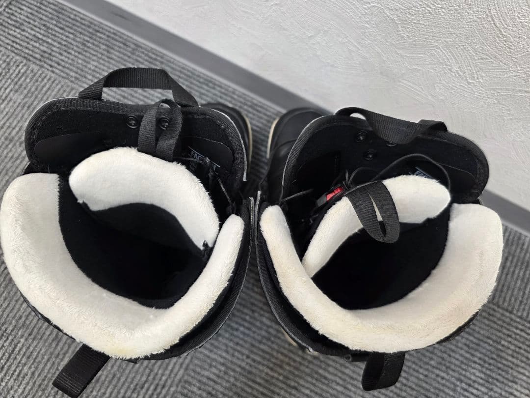 salomon サロモン　FACTION 　26.5cm BOA スノーボード