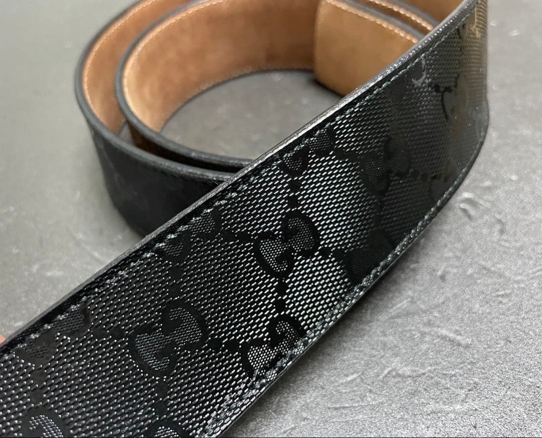 GUCCI ブラック レザーベルト GGパターン
