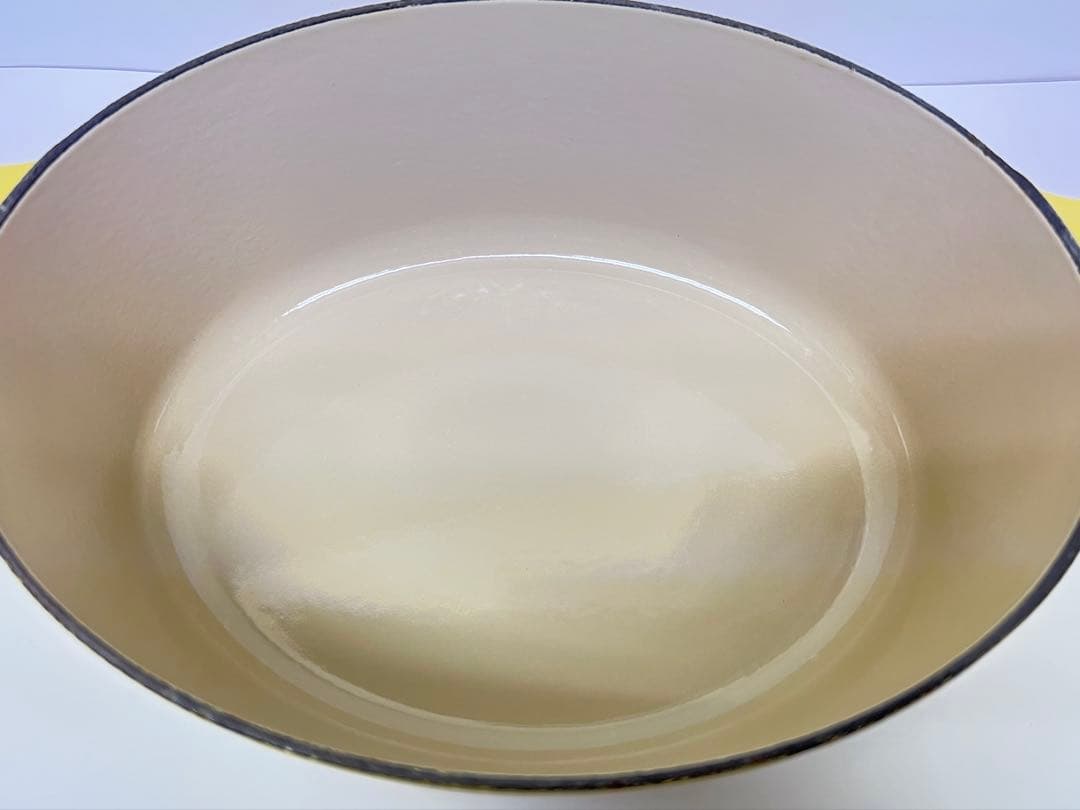 ル・クルーゼ オーバル 両手鍋　25㎝