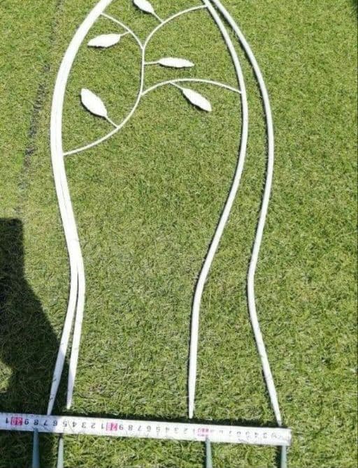 2個セット　白　ミニオベリスク トレリス 鳥 ガーデニング　支柱 バラ つる花