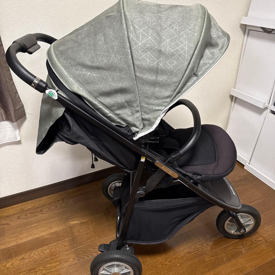 Aprica スムーヴ プレミアム グレー　三輪ベビーカー