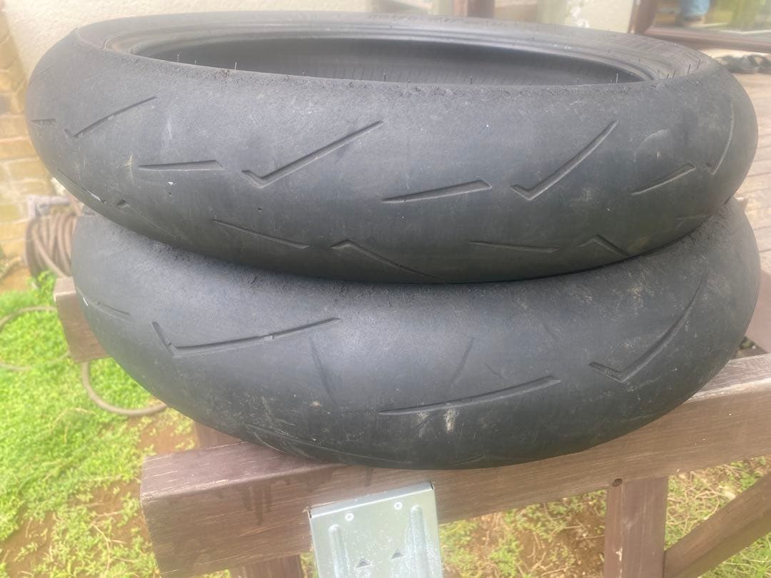 【2023年度製造】ピレリ スパコル V4 前後セット 17インチ コルサ