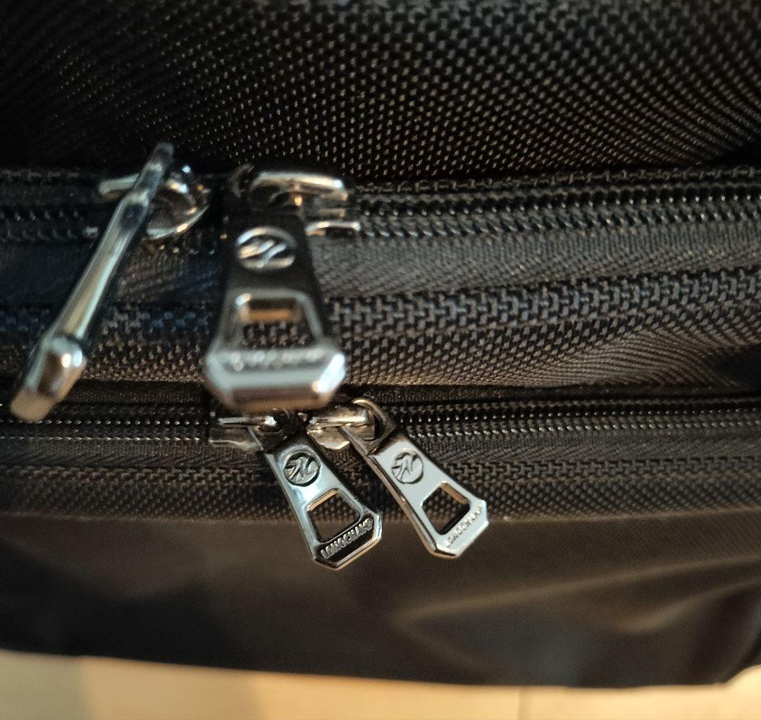 LONGCHAMP ブラック キャリーケース