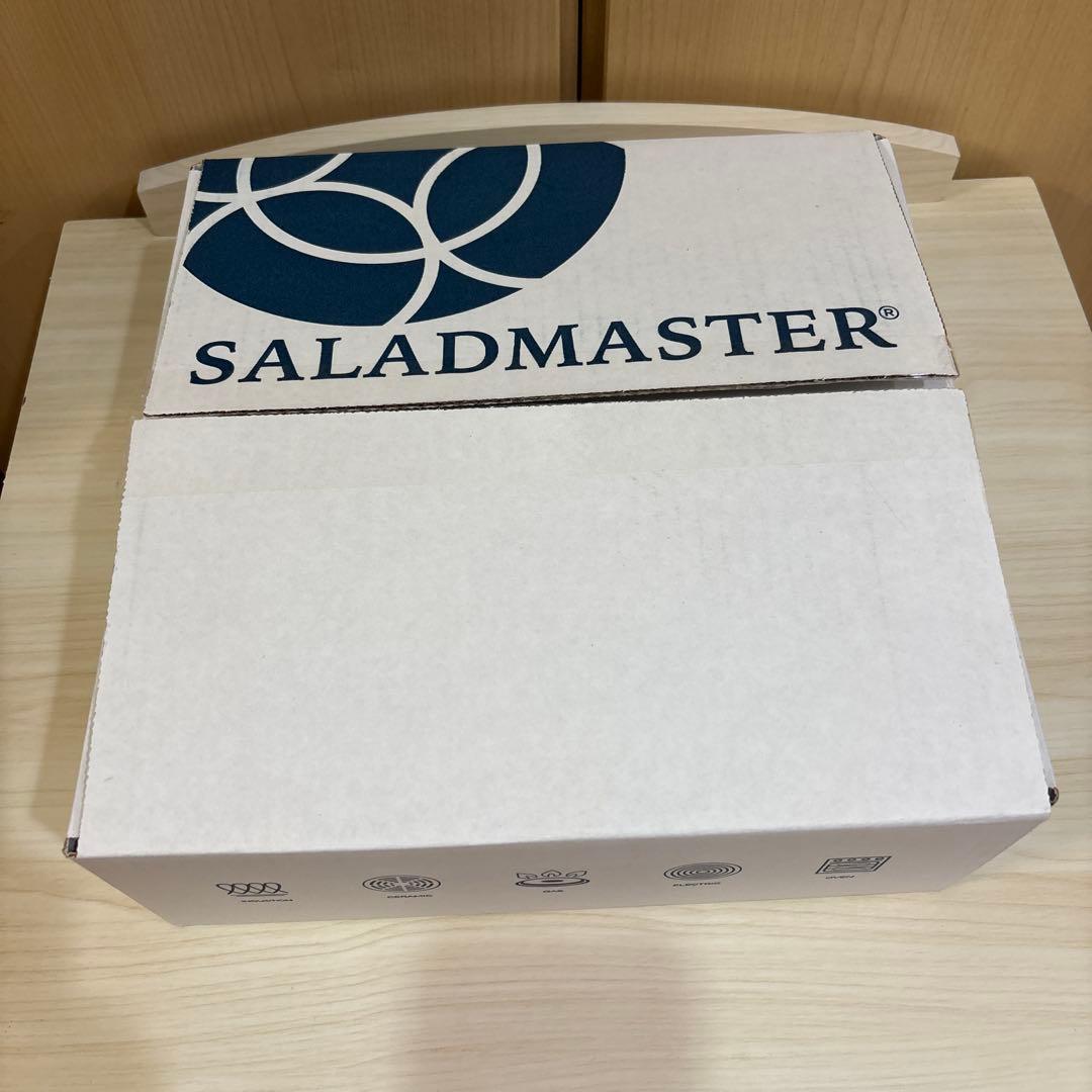 新品、サラダマスター　限定販売品 エッセンシャルパン