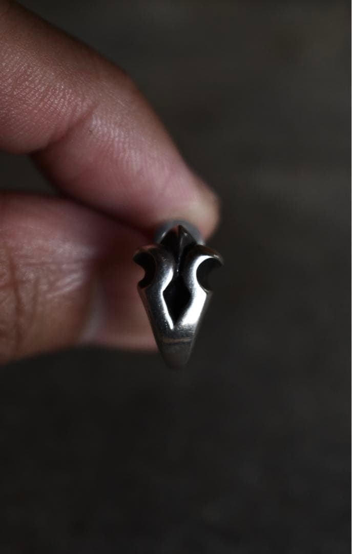 Loud style design ピアス　anger シルバー925 ユリウス