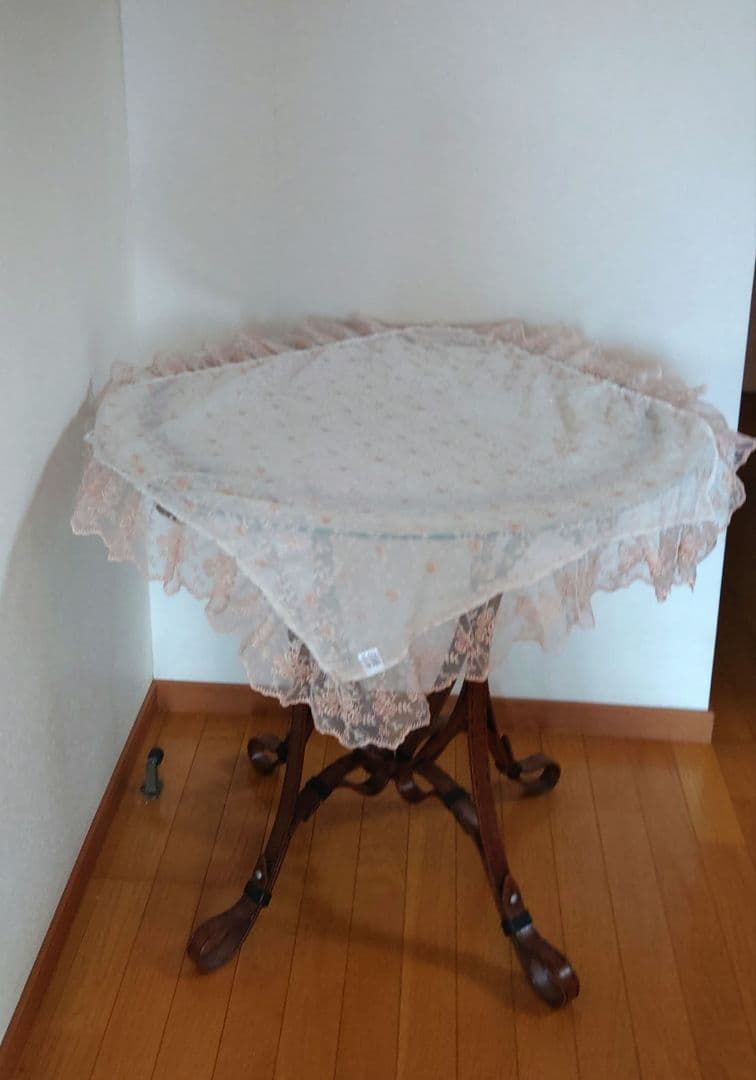 メートランドスミス ガラステーブル セオドア アレキサンダー お洒落