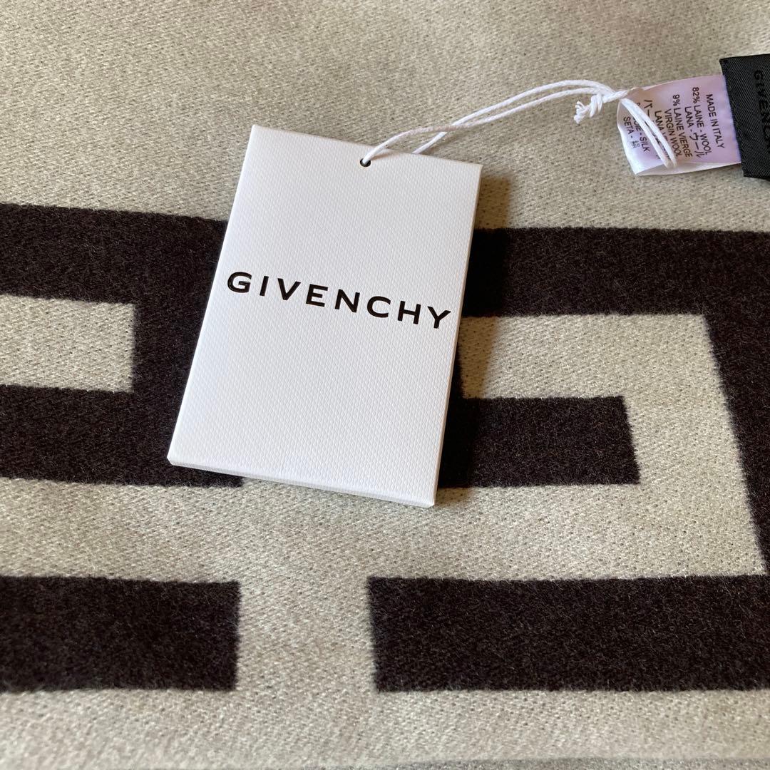 新品未使用品♡GIVENCHY ウール マフラー