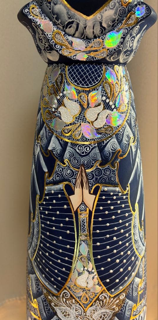 ロシア民芸品　木製のボトル入れ