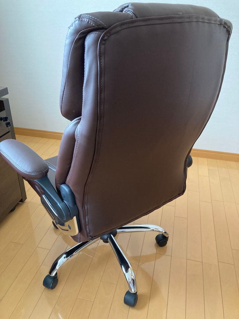 塚*本様 役員用平机、ダークブラウン色、独立キャスター引き出し付き(組立て要,バ