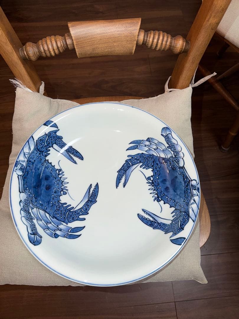 源右衛門　染め付け蟹大皿