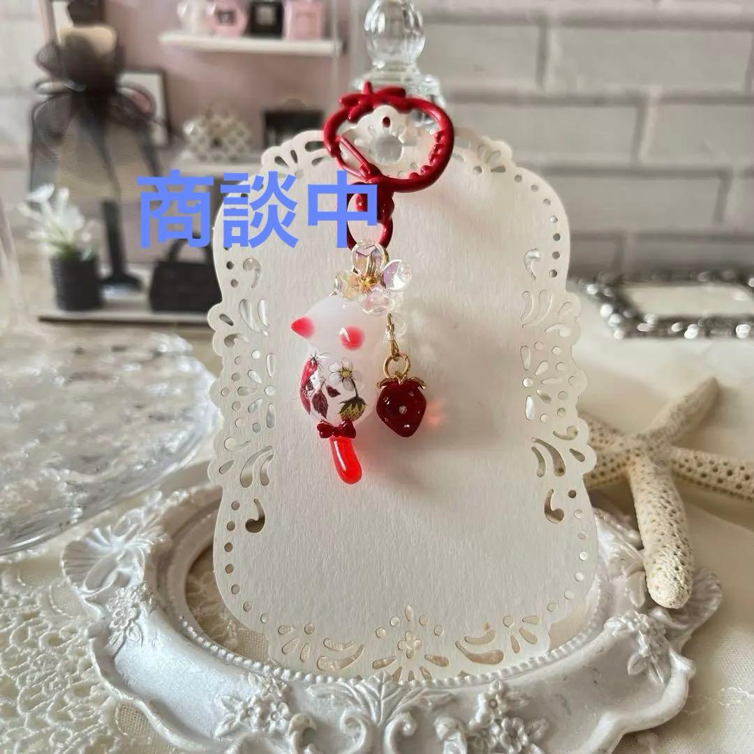 ฅ❤️ レジン　ねこ　花　いちご　チャーム