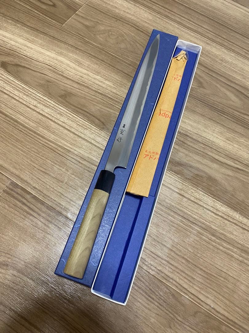 FROM JAPAN公式アカウント01重房　柳刃包丁　尺　地肌見えます