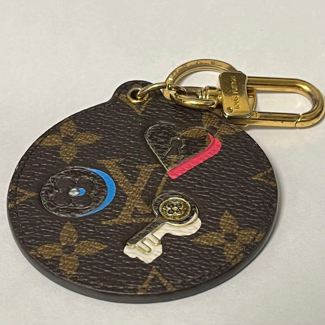 ルイヴィトン キーホルダー ポルトクレラブロック M67436 キーケース