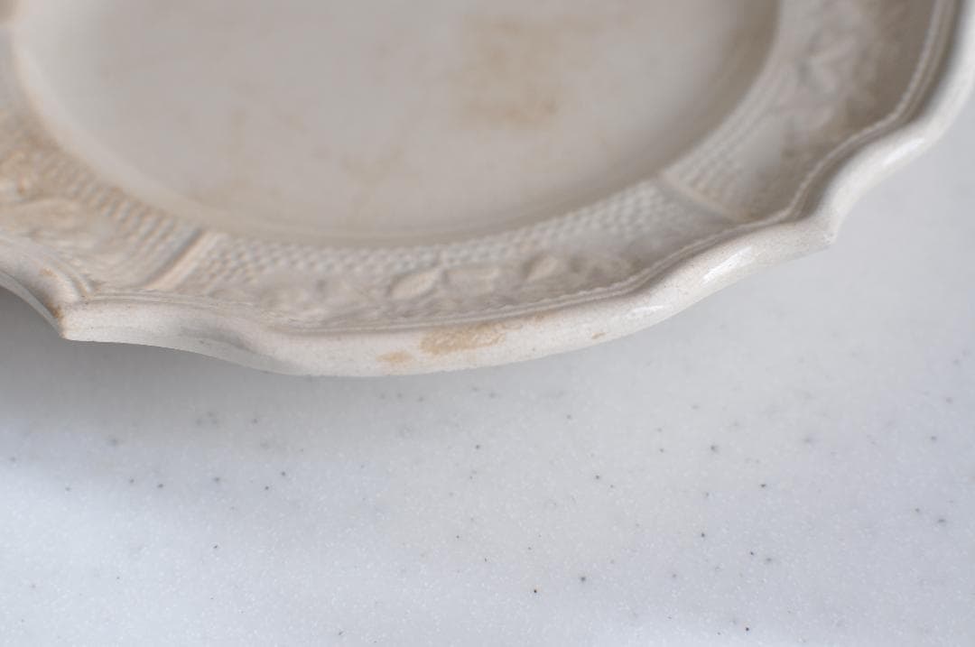 フランスアンティーク　ランヴェルヴィレー　１９世紀　レリーフ皿　　 (3549)