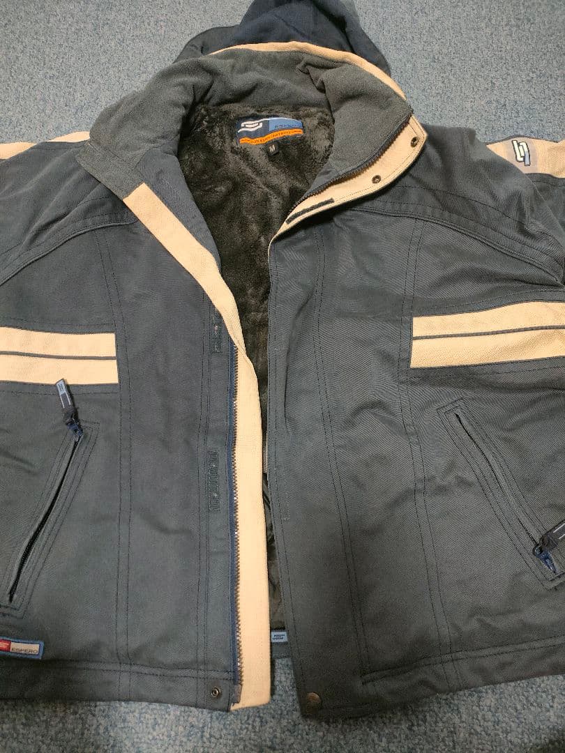 エスペロ　Mサイズ スノーボード＆スキーウェア 紺/ベージュ