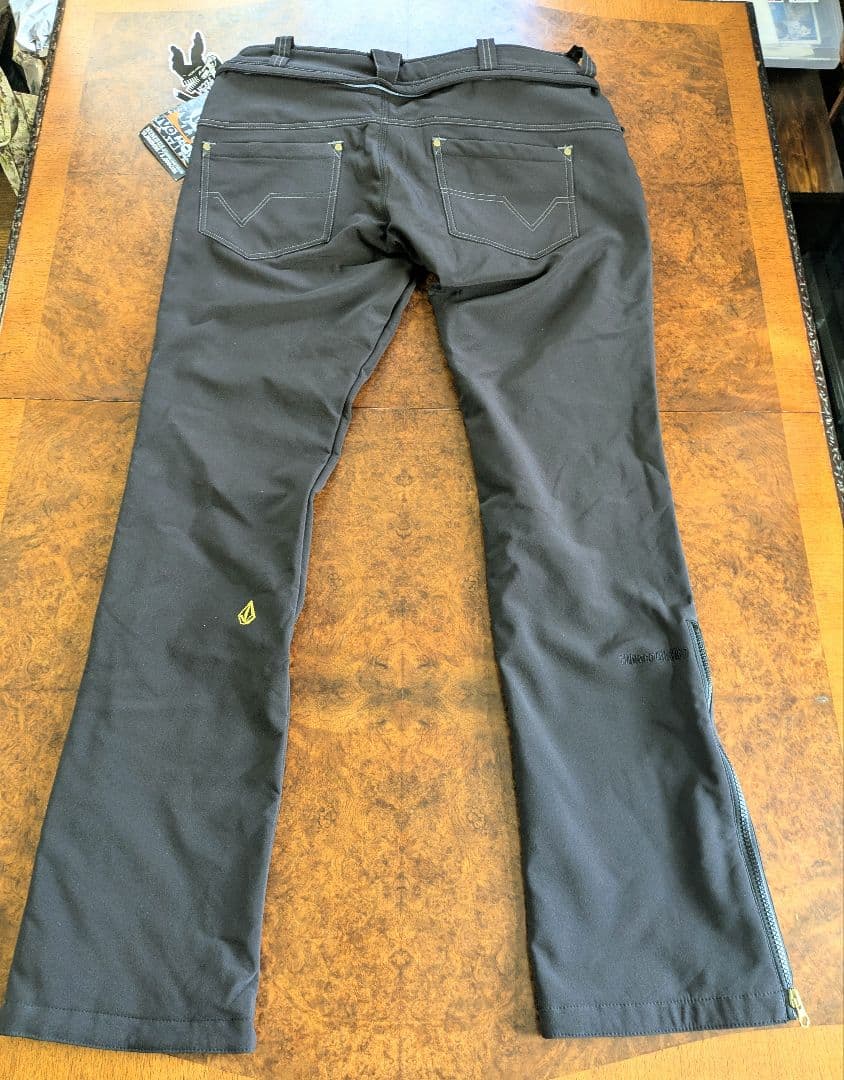 【新品】 ボルコム スノーボード ウェア パンツ 黒 L zip tech 対応