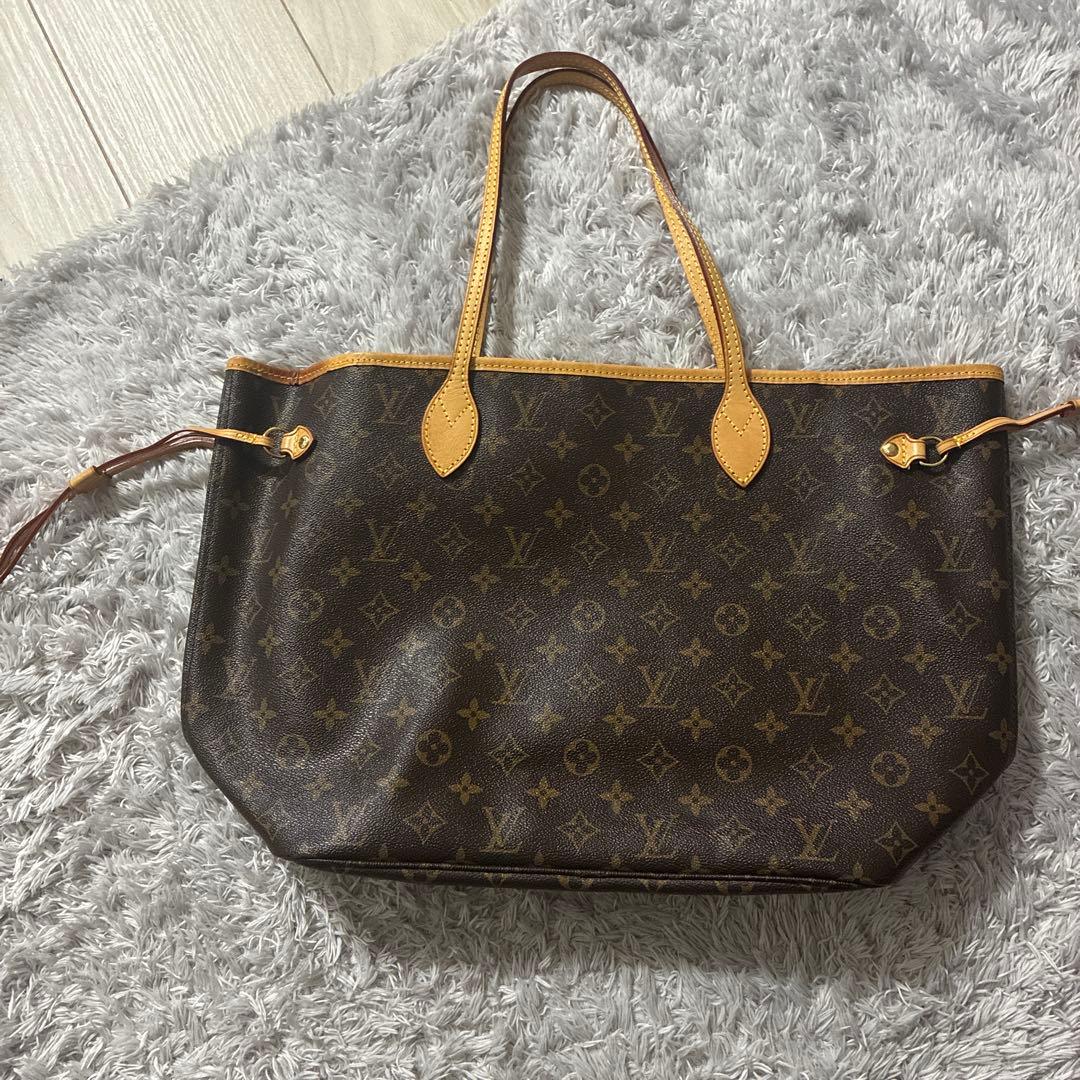 Louis Vuitton ネバーフル