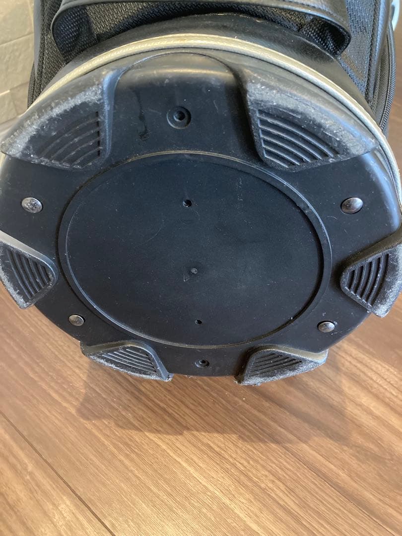 【TaylorMade】ゴルフバック（送料込み）