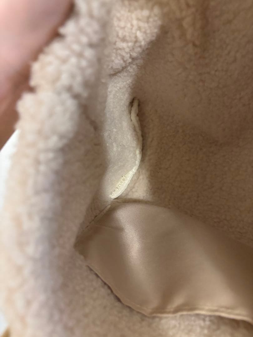 LOVERARY ベージュ トートバッグ