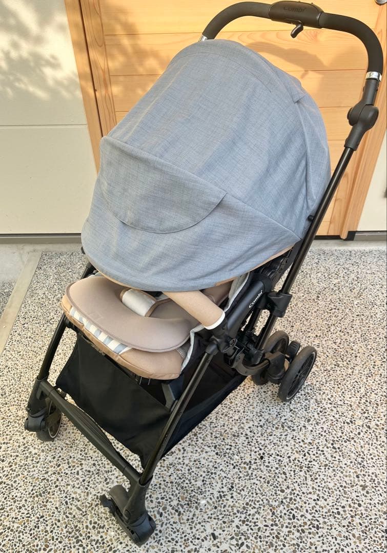 【生後1ヶ月より使用可】Combi ベビーカー スゴカルSwitch plus