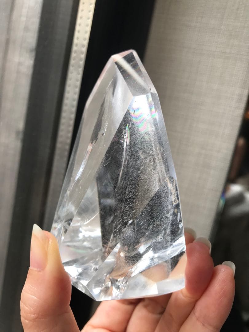 ☘️❤︎虹入り❤︎高透明 水晶（クリアクォーツ）フリーフォーム 天然石