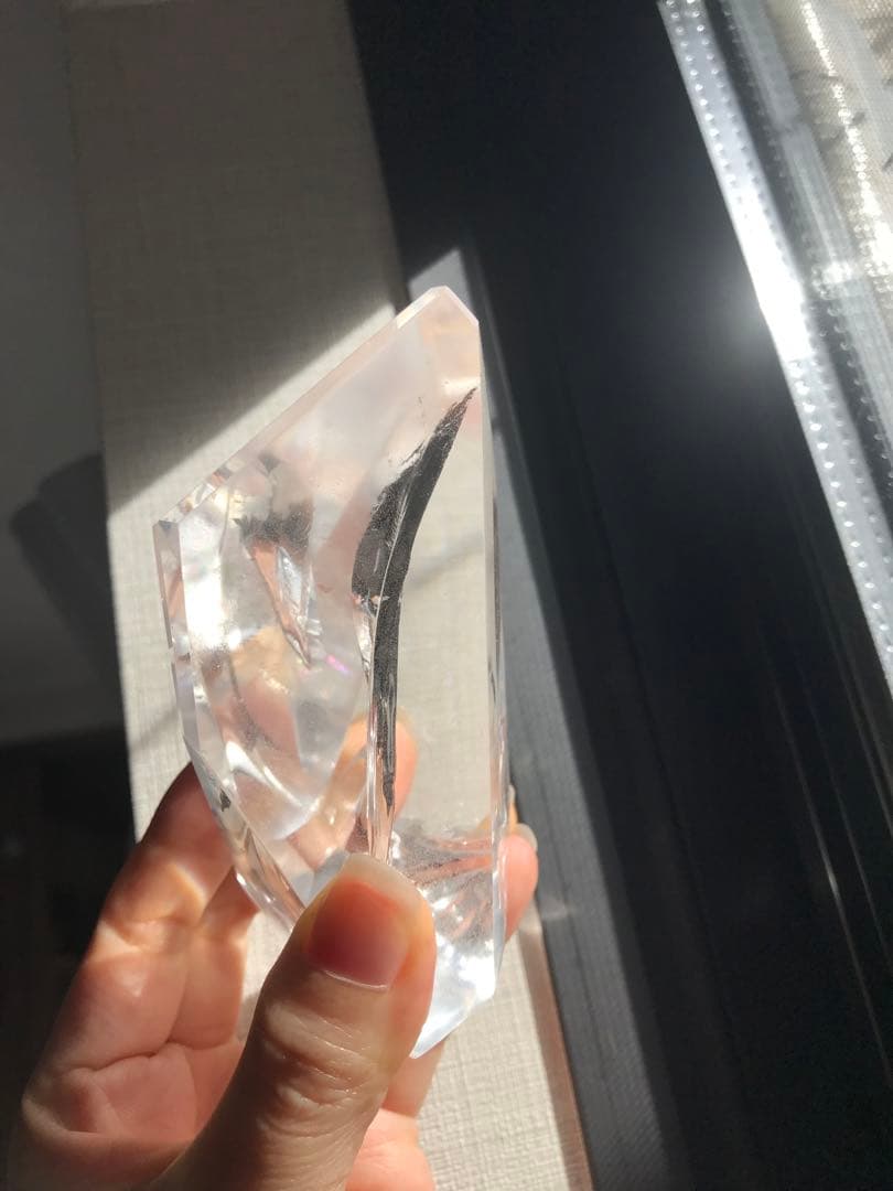 ☘️❤︎虹入り❤︎高透明 水晶（クリアクォーツ）フリーフォーム 天然石