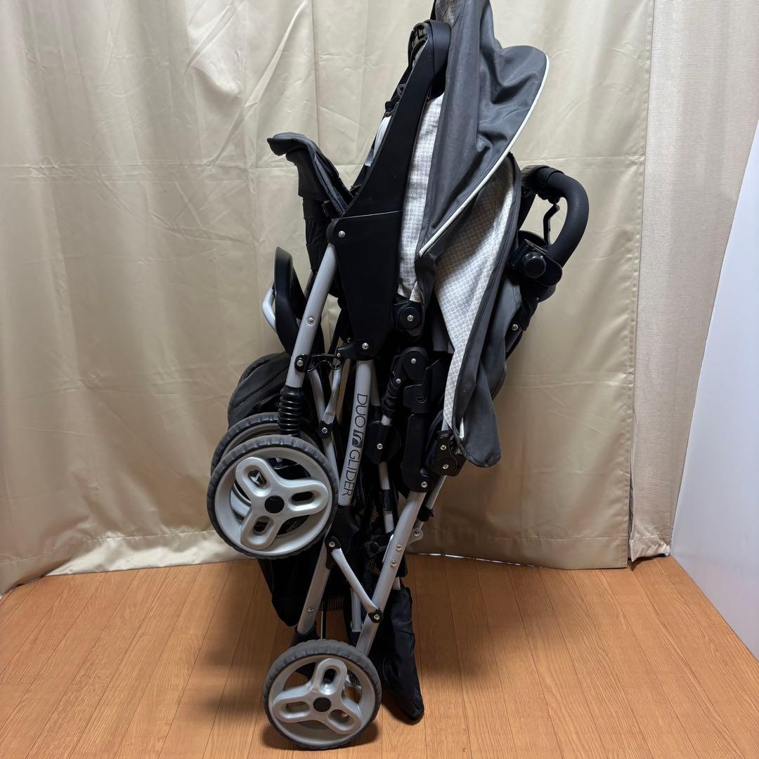 【2021年製】グレコ DuoGlider 二人乗りベビーカー 縦型 双子 年子
