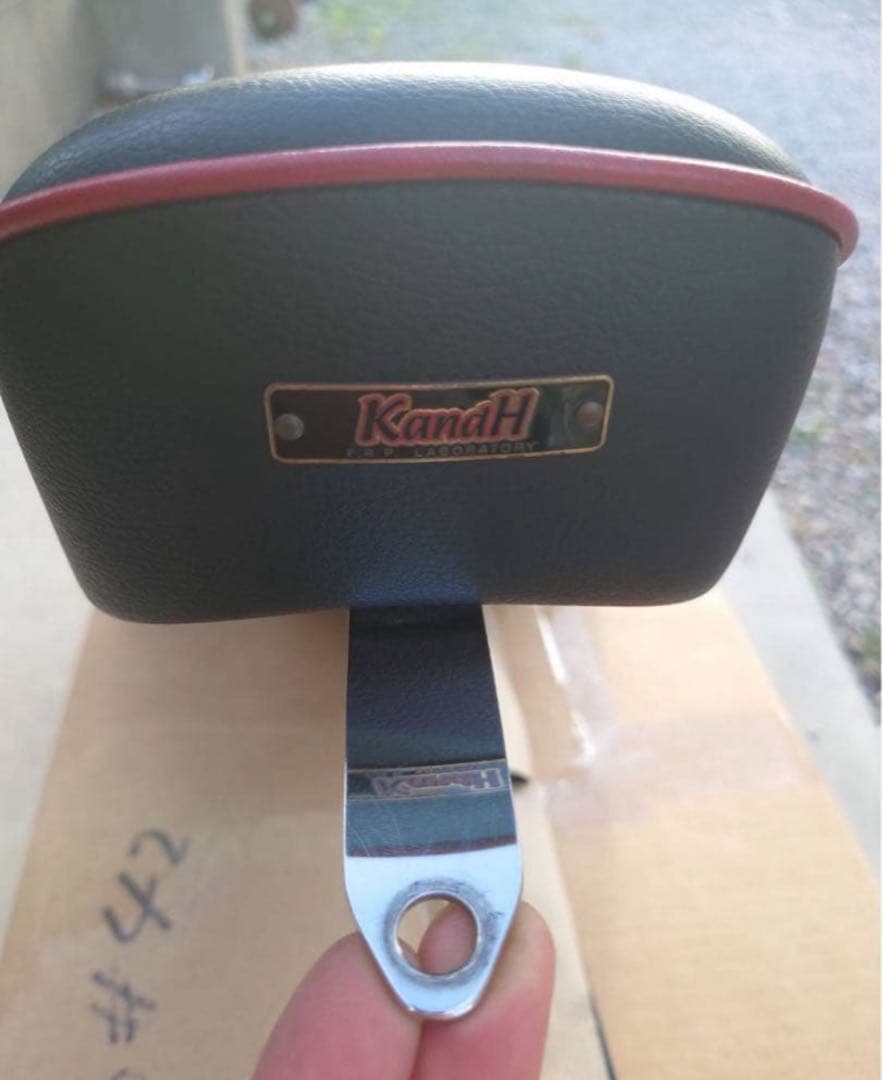 HARLEY　ハーレー　ダイナ　シート クラブスタイル　K＆H