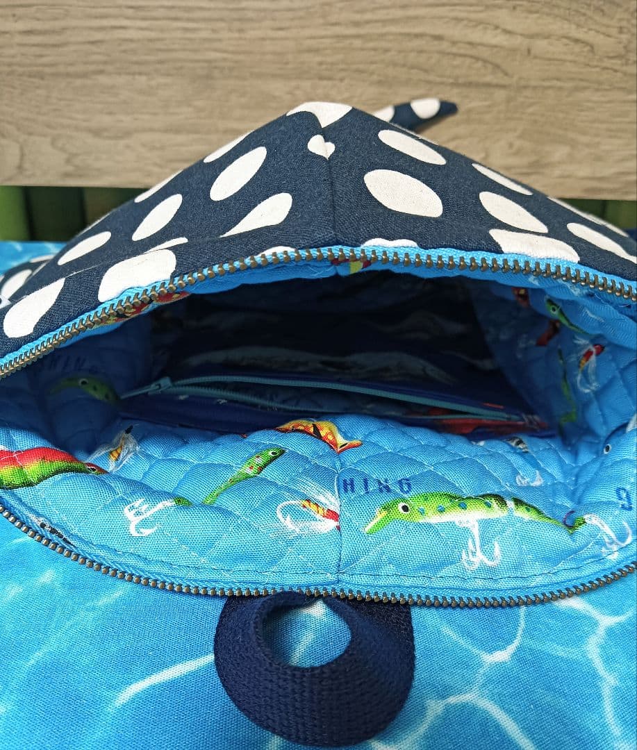 ジンベイザメ　リュックサック　　ハンドメイド　鮫