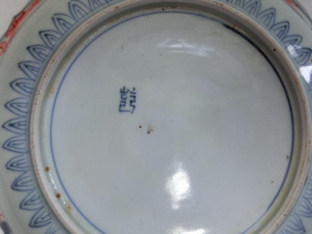 皿■古い赤絵中皿 花唐草紋 中国 唐物 花弁型 顗 古玩 古美術 骨董品■