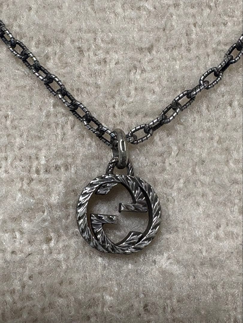 GUCCIインターロッキングネックレス