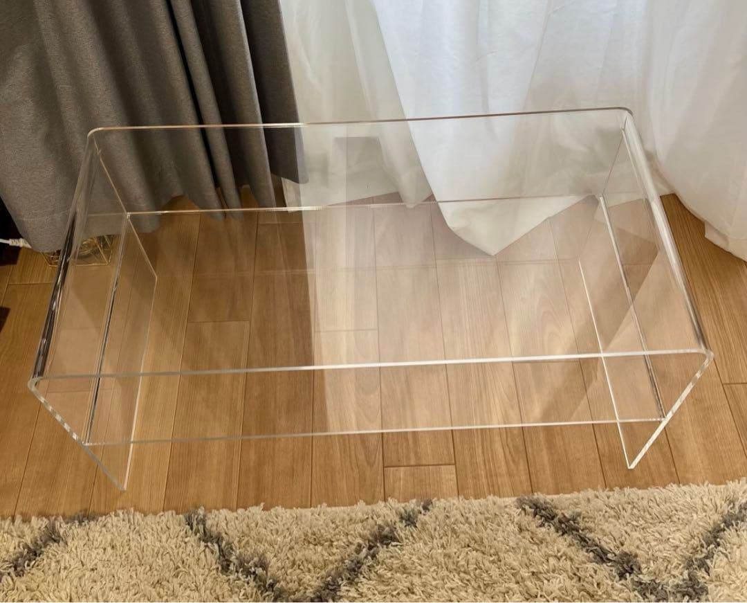 アクリル製　コーヒーテーブル クリアテーブル　韓国インテリア