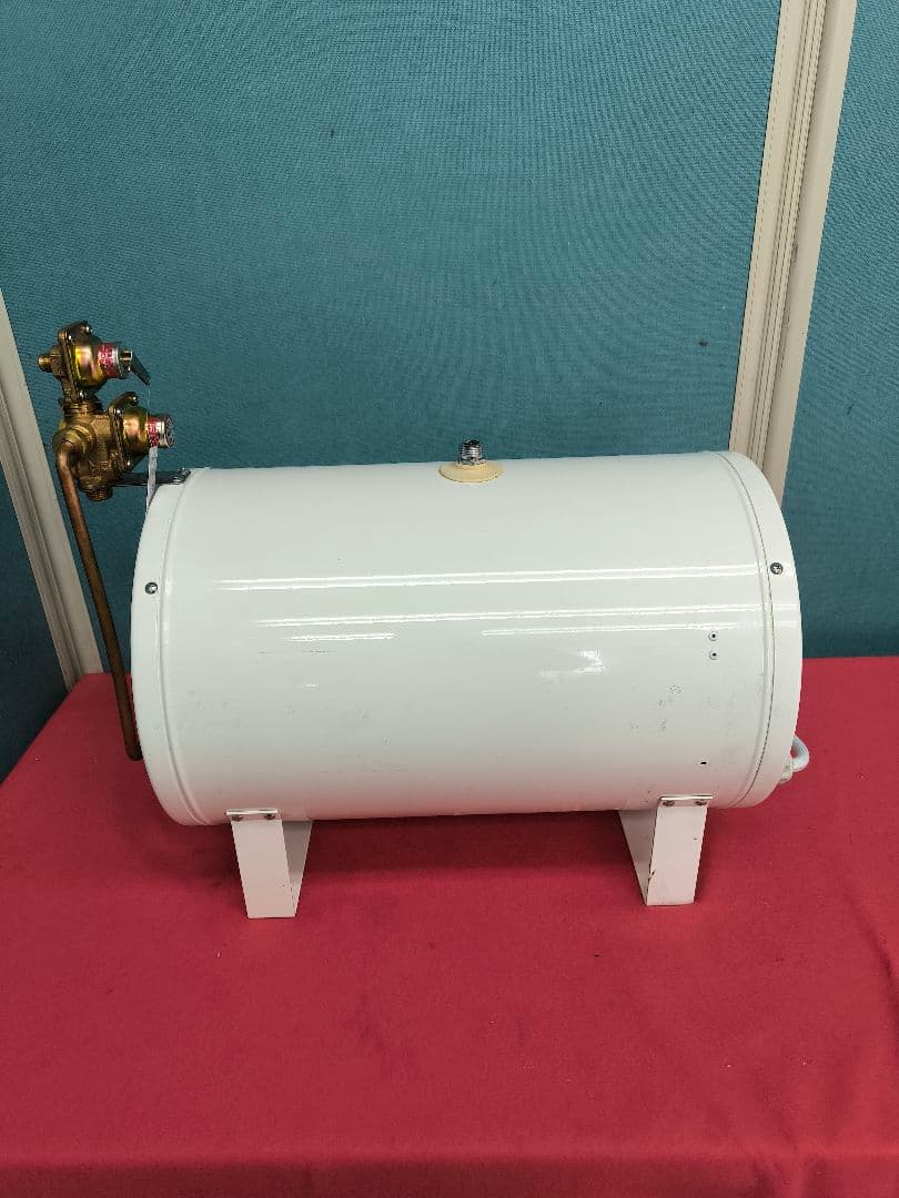 2024年製　イトミック 床置型電気温水器 20L 単相100V　ES-20N3