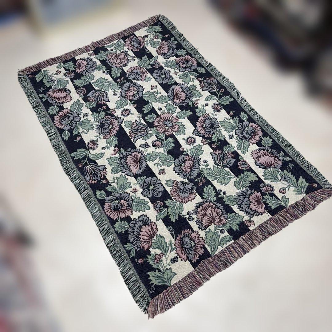 花　マルチカバー　ソファカバー　ヴィンテージラグ　175x117