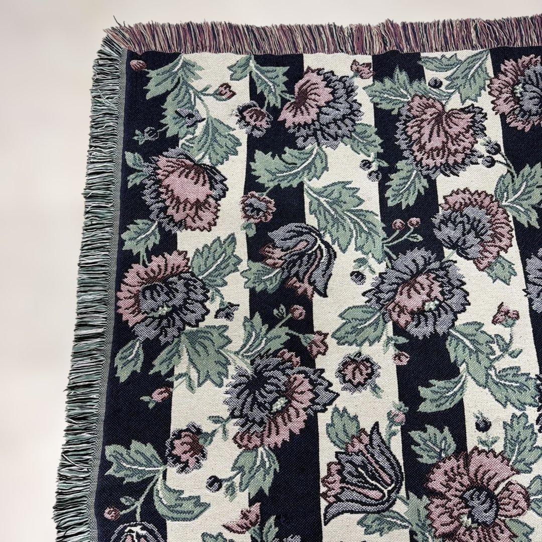 花　マルチカバー　ソファカバー　ヴィンテージラグ　175x117